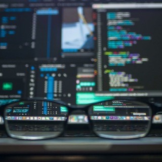 Code affiché sur un écran